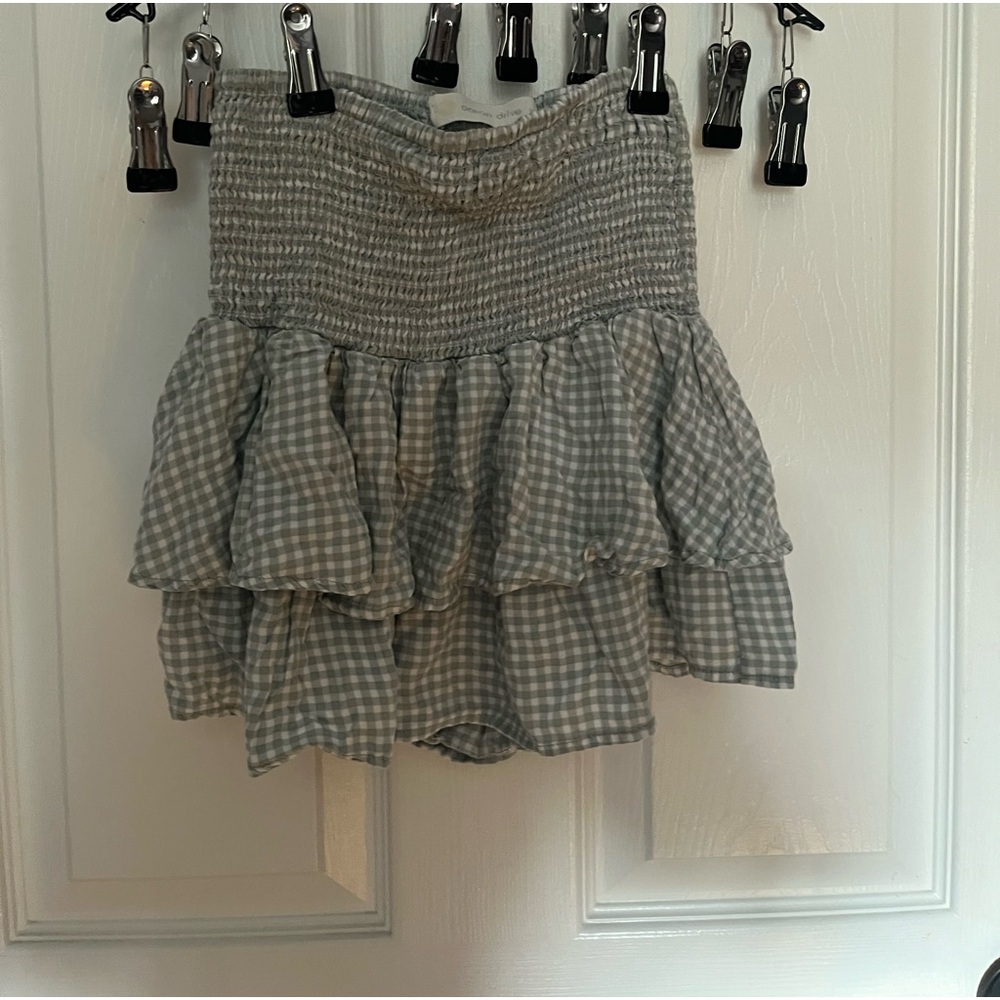 Green and white checked scort (short/skirt)